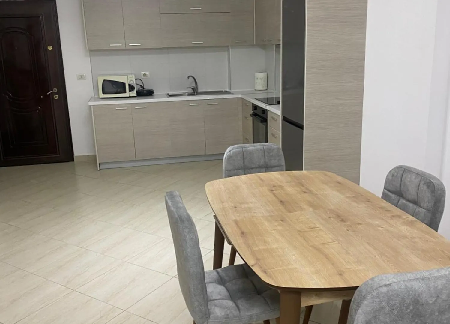 Relaxing And Spacious Apartment Sarande