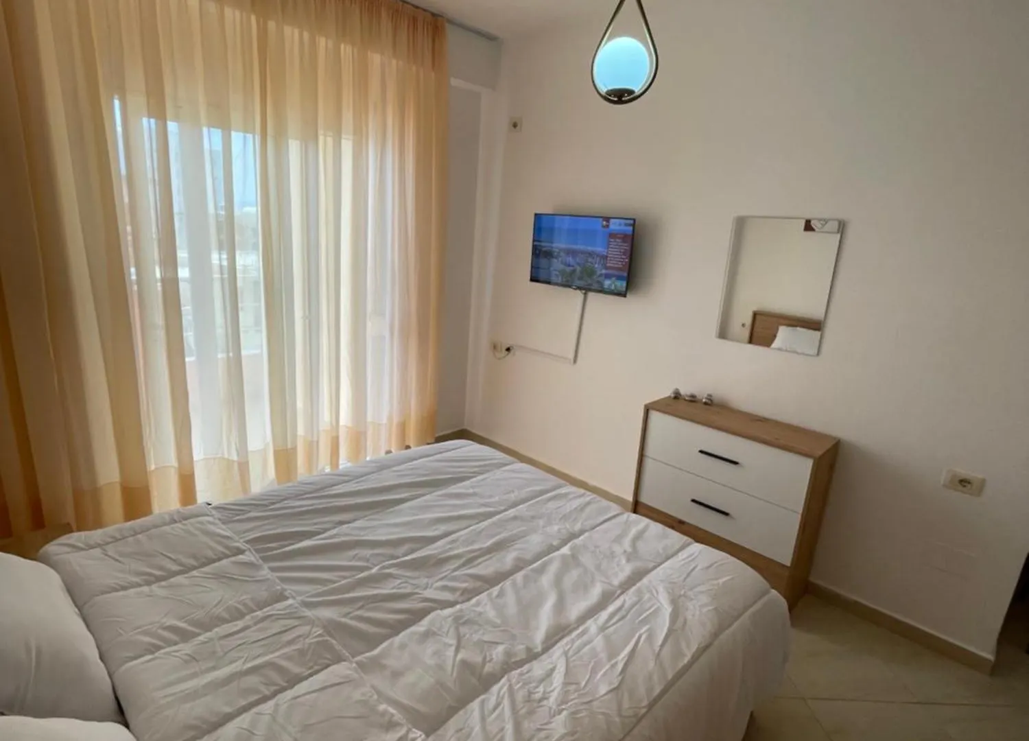 Relaxing And Spacious Apartment Sarande